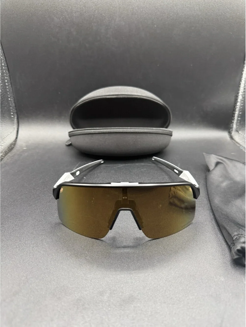Oakley Sutro Matte Black/Prizm 24K Lenses OO9463-6439